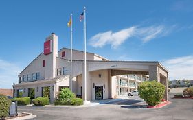 Ramada Albuquerque Airport Hotel